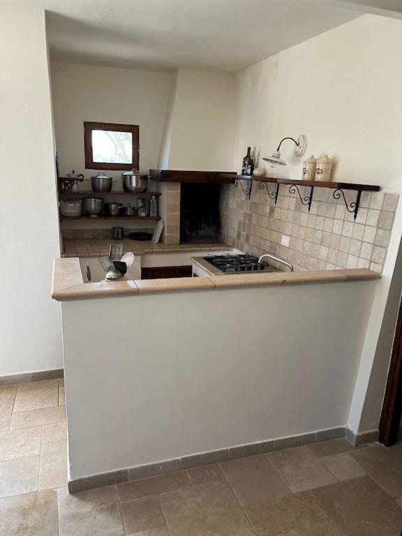 Casa Giuliveto - Charmantes Ferienhaus Mit Privatpool In Olivenhain Ostuni Exterior foto