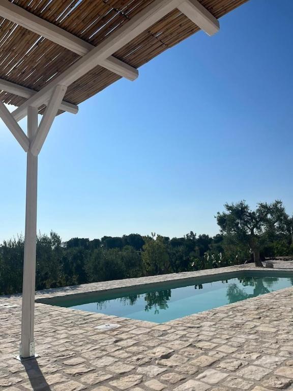Casa Giuliveto - Charmantes Ferienhaus Mit Privatpool In Olivenhain Ostuni Exterior foto