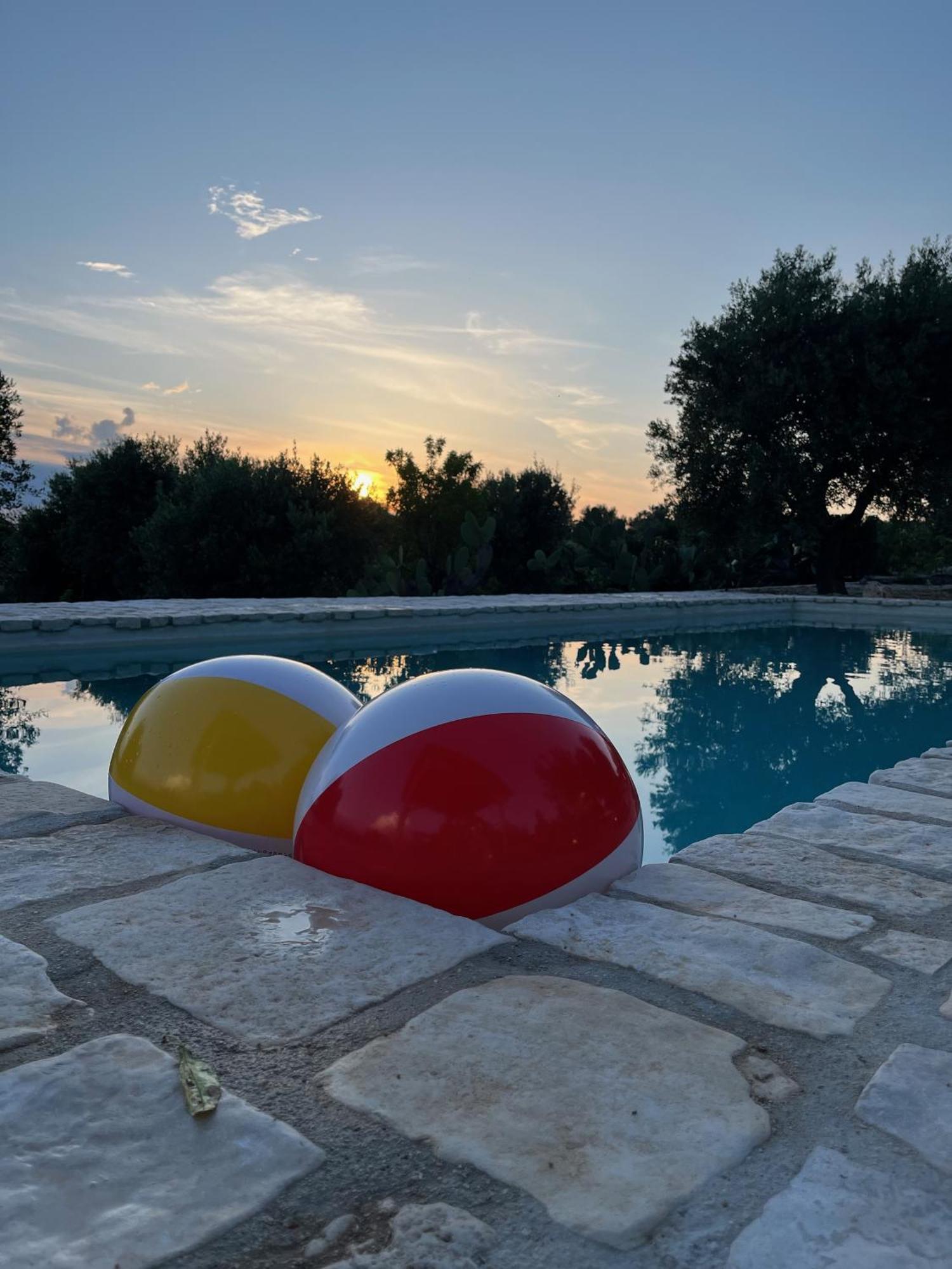 Casa Giuliveto - Charmantes Ferienhaus Mit Privatpool In Olivenhain Ostuni Exterior foto